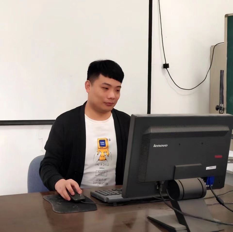 严炜东